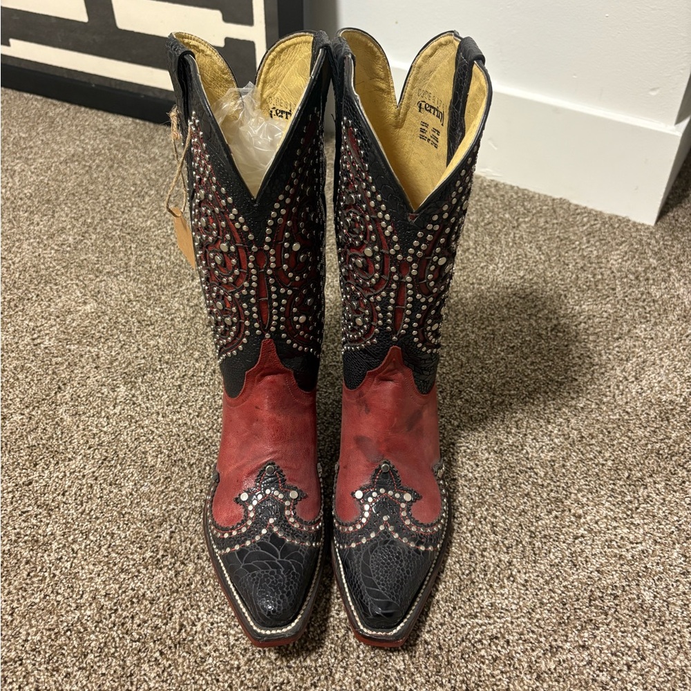 BRAND NEW Ferrini Cowboy Boots
